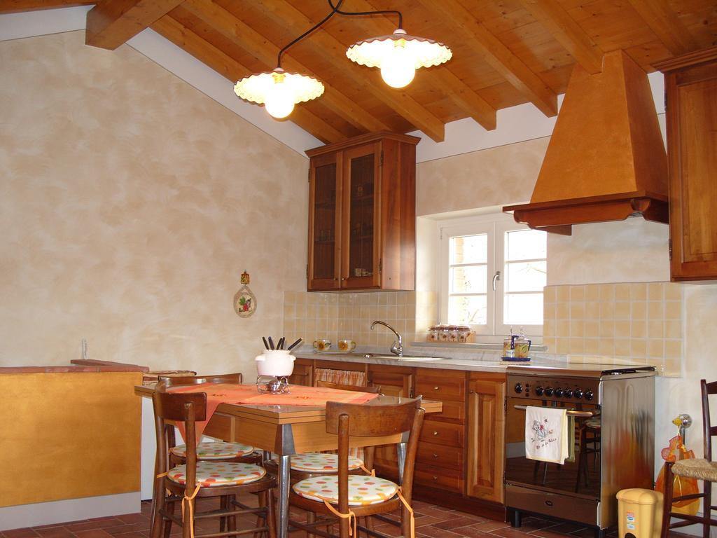 Bed and Breakfast Il Podere Di Giada Баньи-ди-Лукка Номер фото